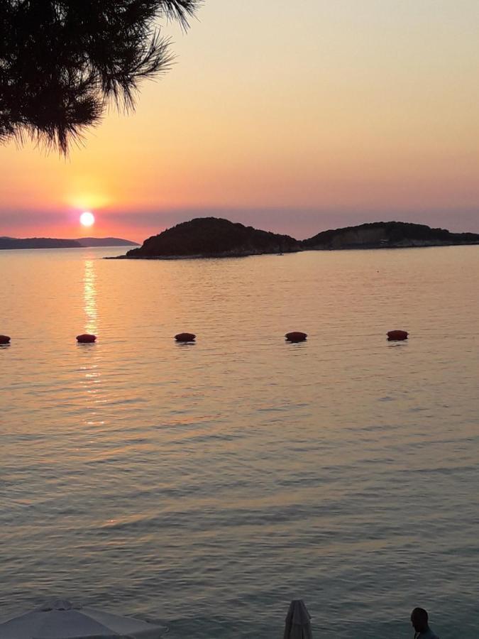 Vila Oscar Ksamil Exteriör bild